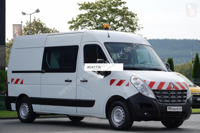 Furgoneta Renault MASTER / 6 osób / MANUAL / L2...