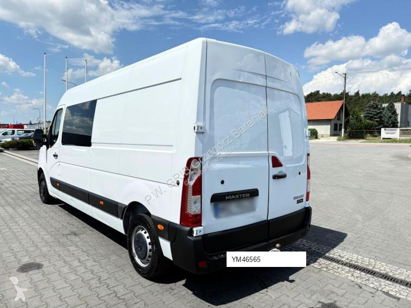 Véhicule utilitaire Renault 135 DCI Furgon...