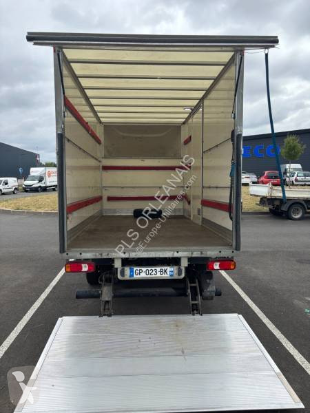 Furgoneta Iveco