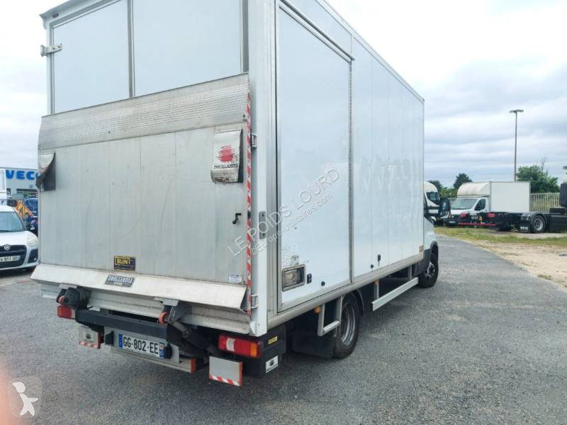 Furgoneta Iveco