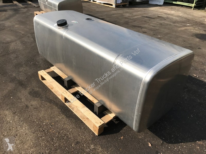 Veículo utilitário Iveco 5801284839 FUEL TANK...