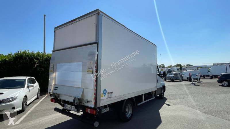 Véhicule utilitaire Iveco