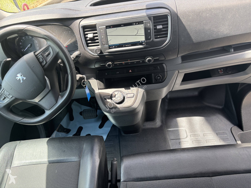 Autoutilitară Peugeot 2.0 HDI 120CH EAT8...