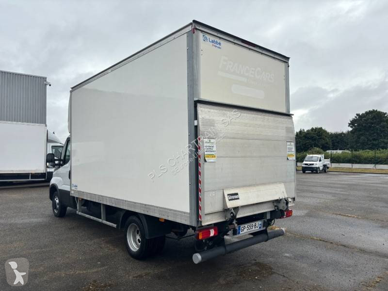 Furgoneta Iveco