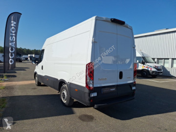 Caja cerrada Iveco