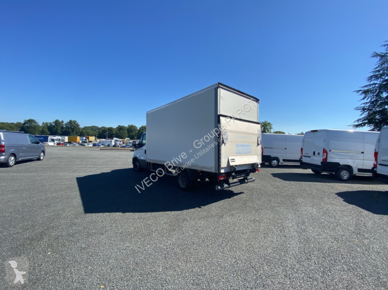 Furgoneta Iveco 35C16H3.0 empattement 4100
