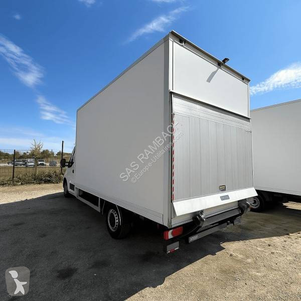 Autoutilitară Iveco