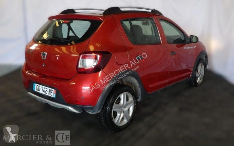 Véhicule utilitaire Dacia