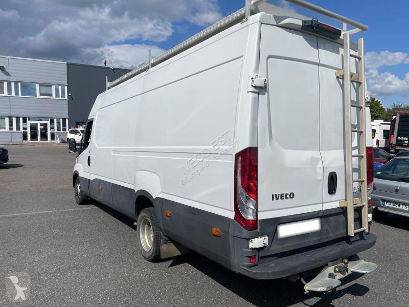 Véhicule utilitaire Iveco 35C Fg 35C16 V16...