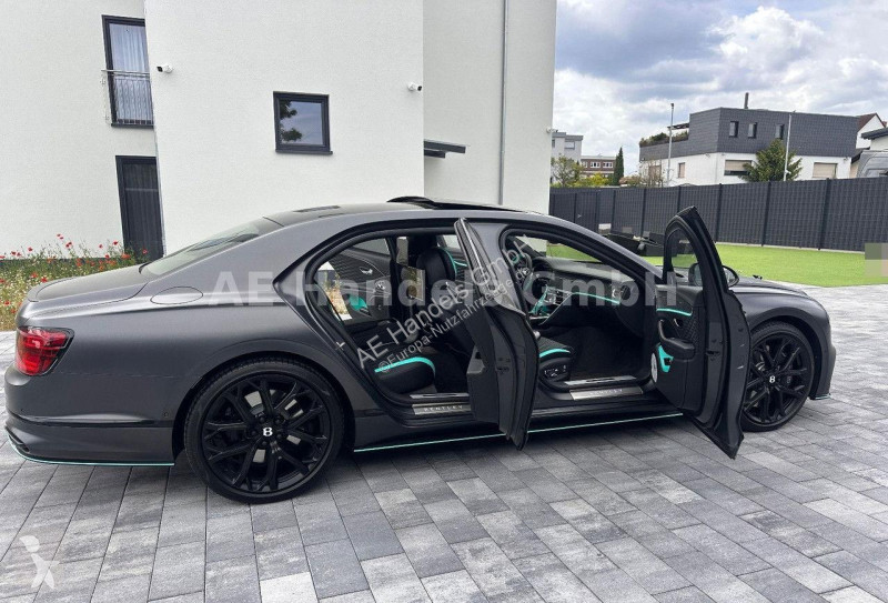 Veicolo commerciale Bentley Flying Spur