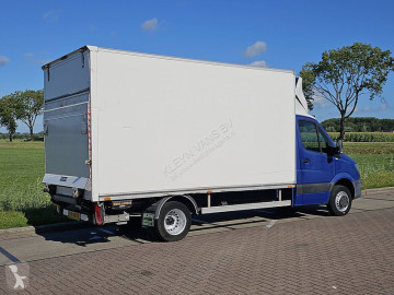 Fourgon utilitaire Mercedes