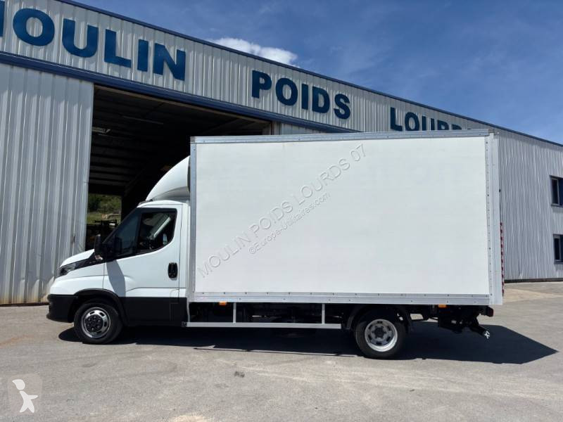 Furgoneta Iveco