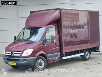 Fourgon utilitaire Mercedes