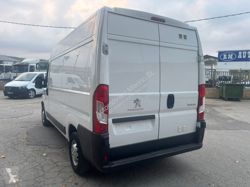 Furgoneta Peugeot B