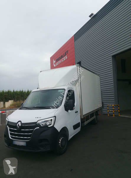 Véhicule utilitaire Renault 20M3 145 CV HAYON...