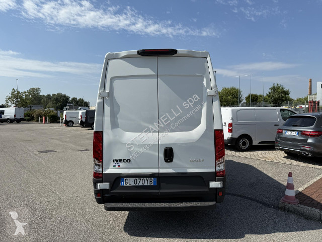 Furgoneta Iveco DAILY 35S14 V