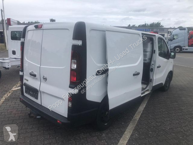 Véhicule utilitaire Nissan Kastenwagen