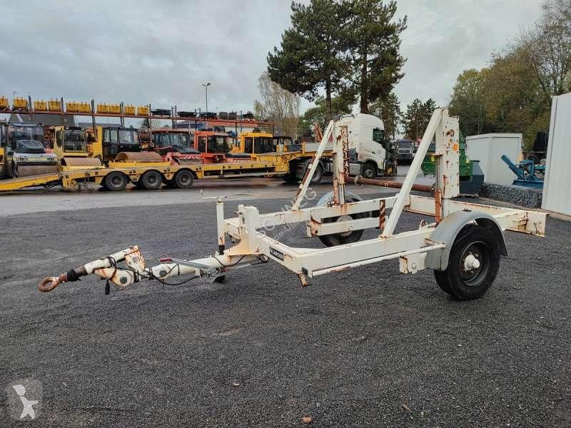 Véhicule utilitaire PORTE TOURET