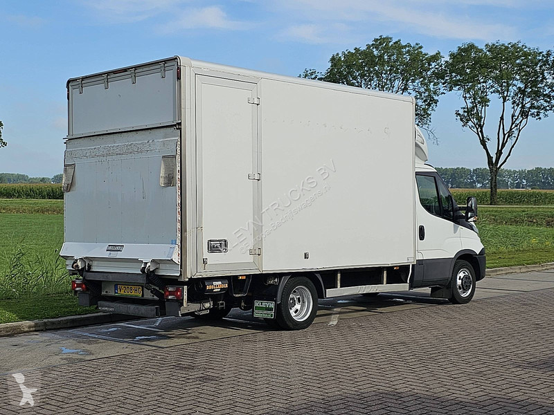 Véhicule utilitaire Iveco 35C14 ac export EURO6