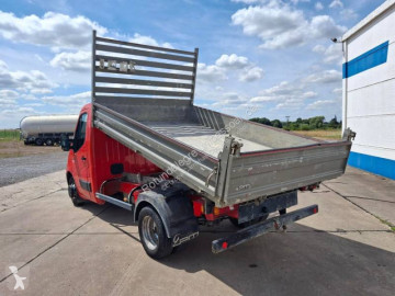 Utilitaire plateau ridelles Renault
