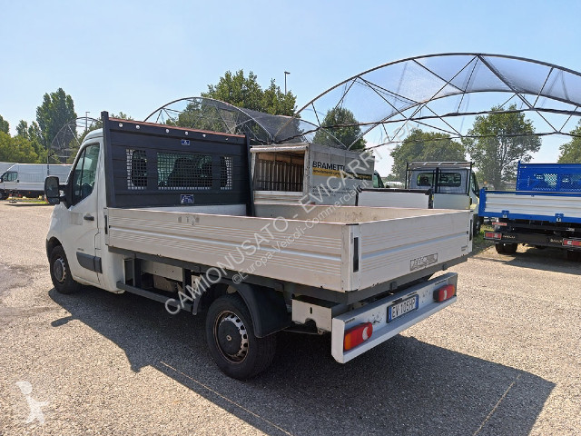 Furgoneta Renault 125 dci
