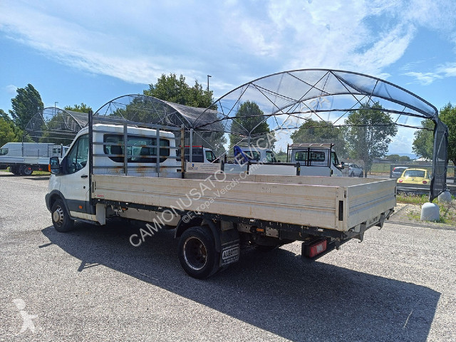 Furgoneta Ford Transit