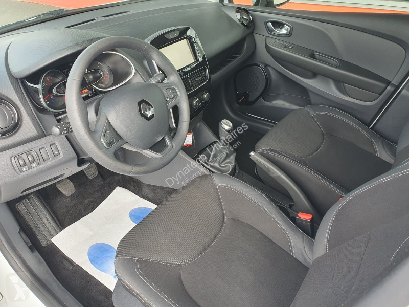 Véhicule utilitaire Renault CLIO IV STE 1.5 DCI...