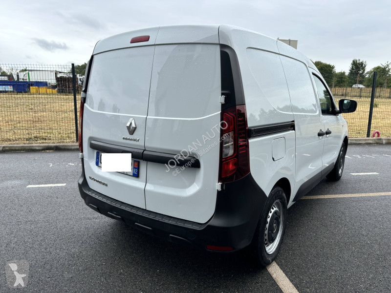 Véhicule utilitaire Renault 1.5 BluedCi 95ch...