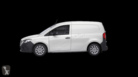 Fourgon utilitaire Mercedes neuf