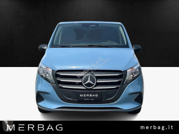Fourgon utilitaire Mercedes neuf