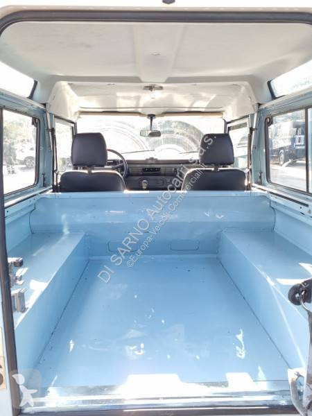 Véhicule utilitaire Land Rover