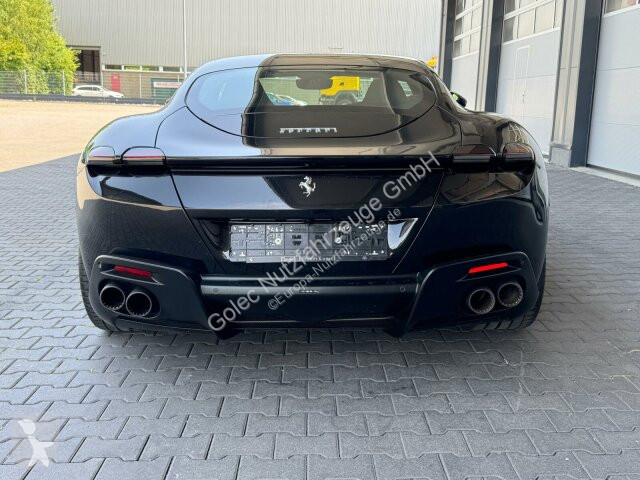 Samochód dostawczy Ferrari Roma Coupe Schwarz
