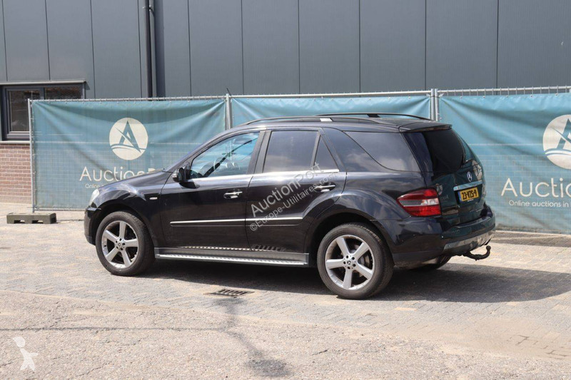 Véhicule utilitaire Mercedes 4 MATIC M-Klasse