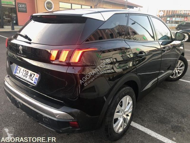 Veicolo commerciale Peugeot blueHdi 120...