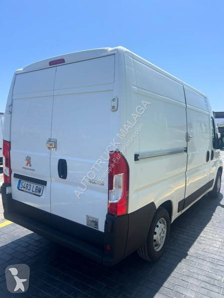 Furgoneta Peugeot
