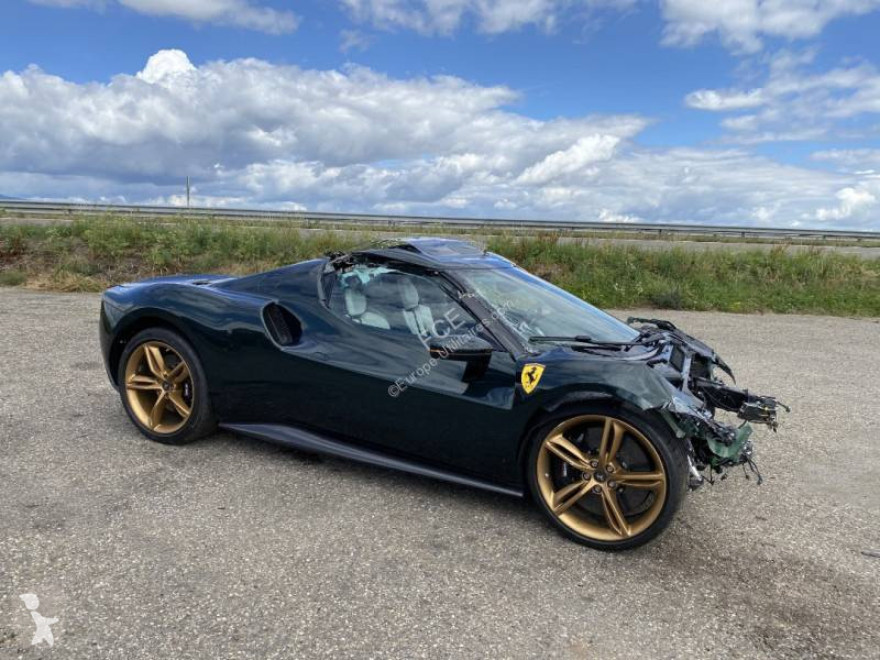 Autoutilitară Ferrari
