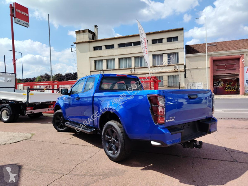 Véhicule utilitaire Isuzu N60 NITRO SPORT 4x4