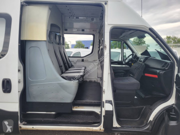 Fourgon utilitaire Iveco neuf