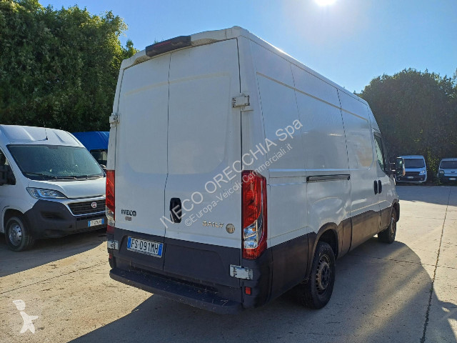 Furgoneta Iveco DAILY 35S16