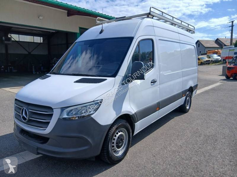 Véhicule utilitaire Mercedes