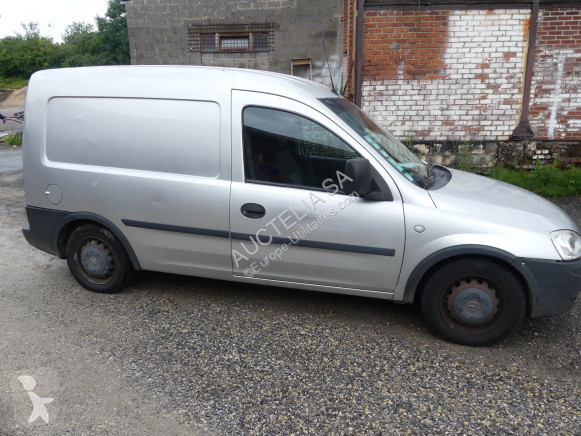 Véhicule utilitaire Opel