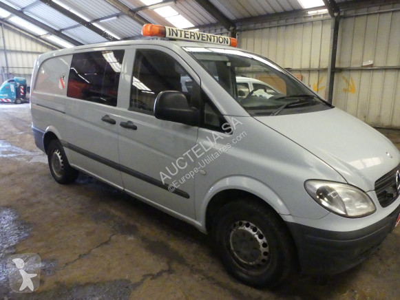 Véhicule utilitaire Mercedes 111 CDI