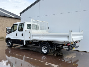 Con volquete Iveco