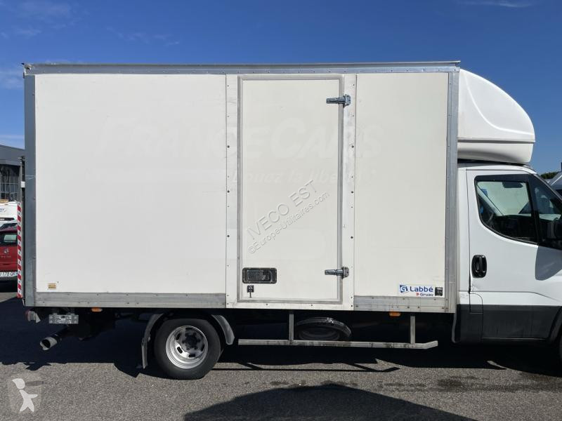 Véhicule utilitaire Iveco CCb 35C16 Moteur 3L00...