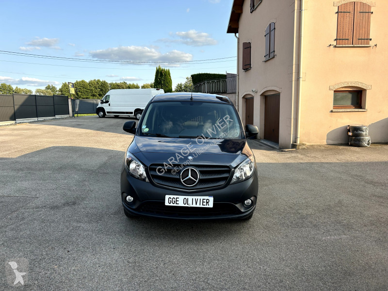 Véhicule utilitaire Mercedes Mixto Extra Long...