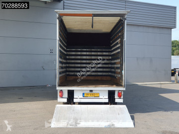 Fourgon utilitaire Mercedes
