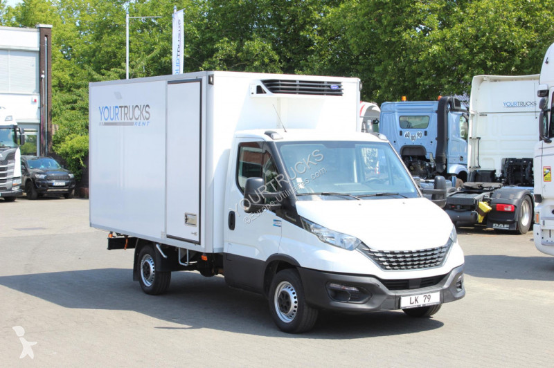 Véhicule utilitaire Iveco 35S14 E6 Hi-Matic CX...