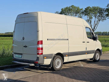 Caja cerrada Mercedes