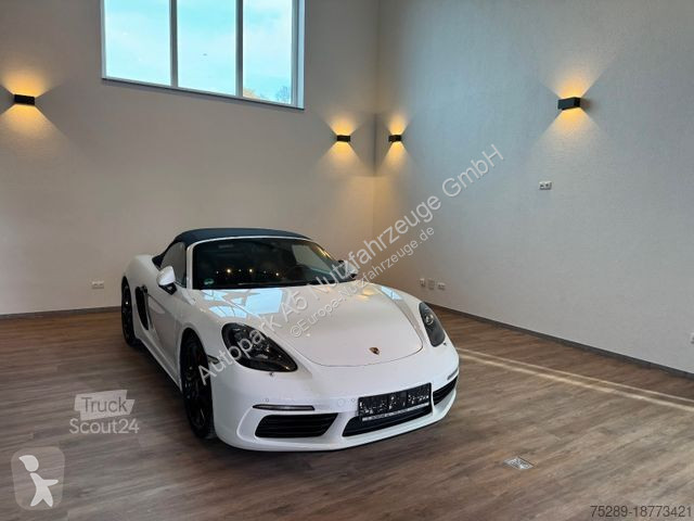 Véhicule utilitaire Porsche 718 S Sport Chrono...
