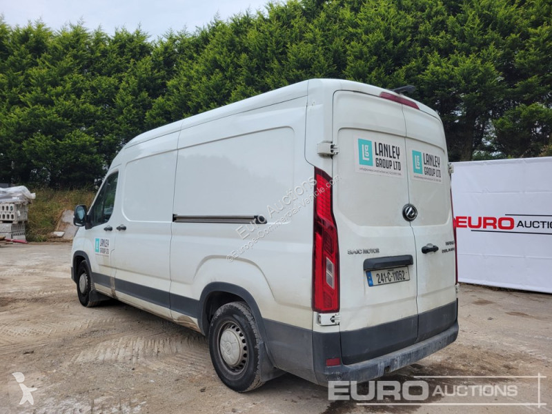 Véhicule utilitaire Maxus 9